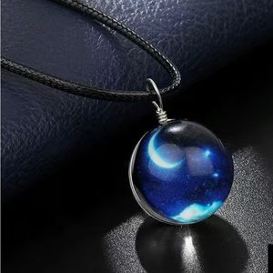 💎 Double-sided Glass Ball Pendant Necklace